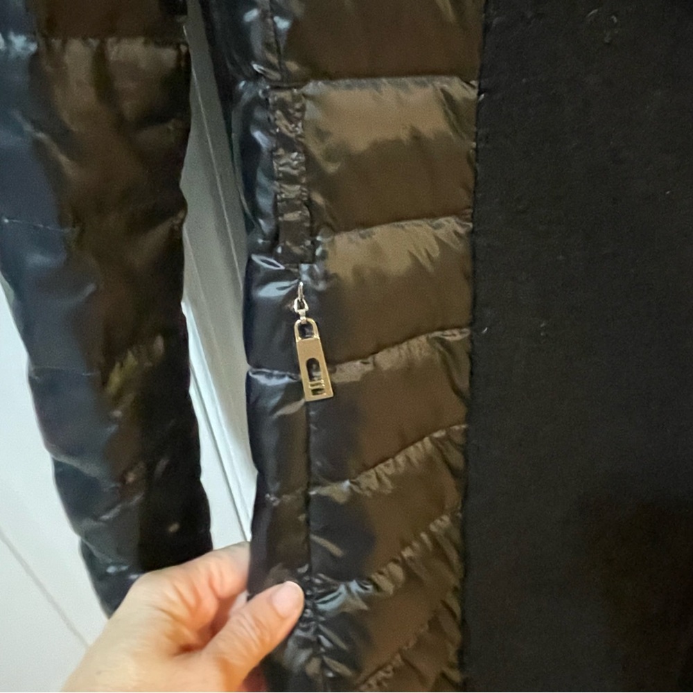 Women's Ivanka Trump Black Down Puffer & wool coat size 8 great condition - Picture 3 of 7